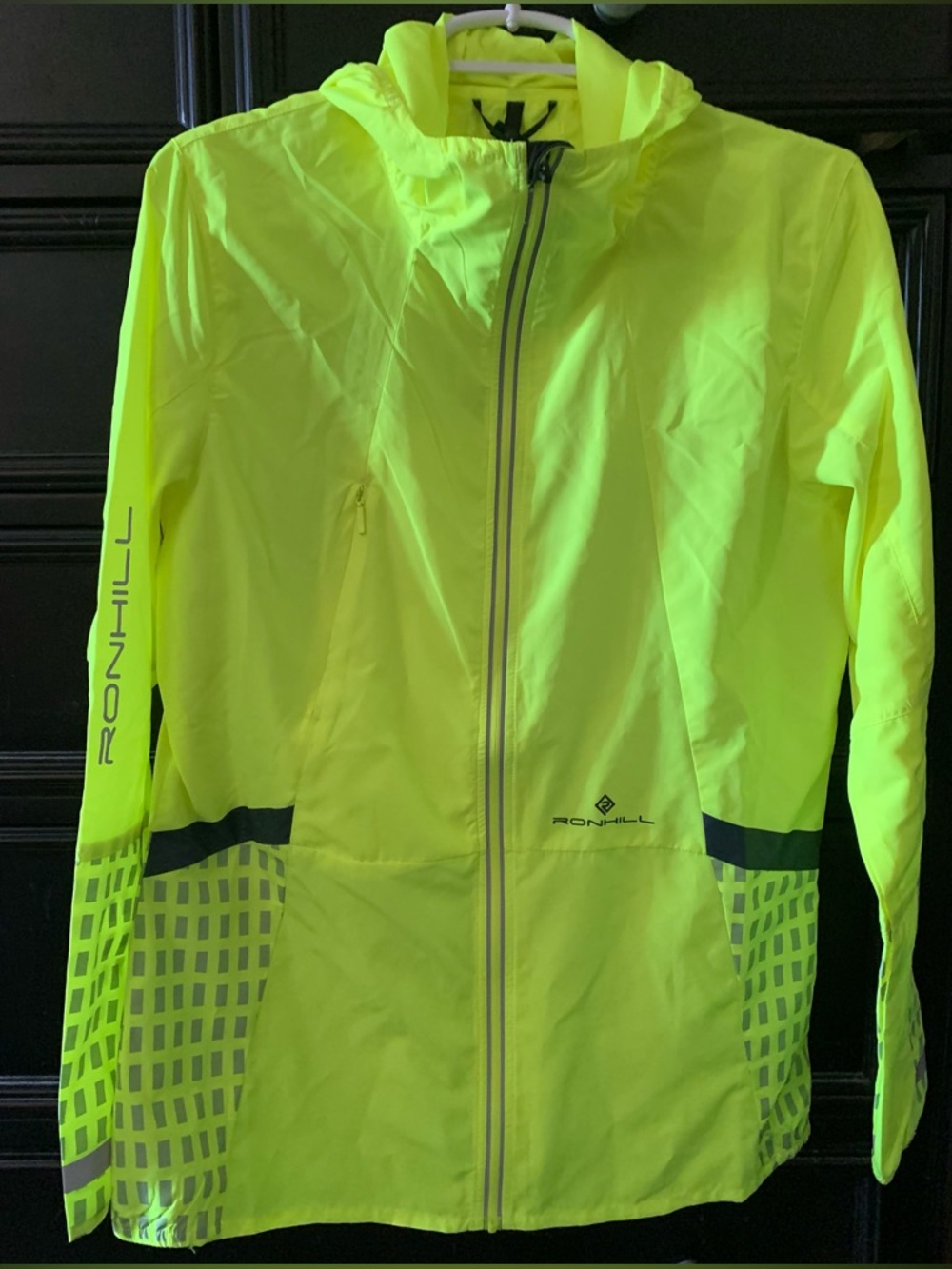 Women’s High-Visibility Yellow Running Jacket